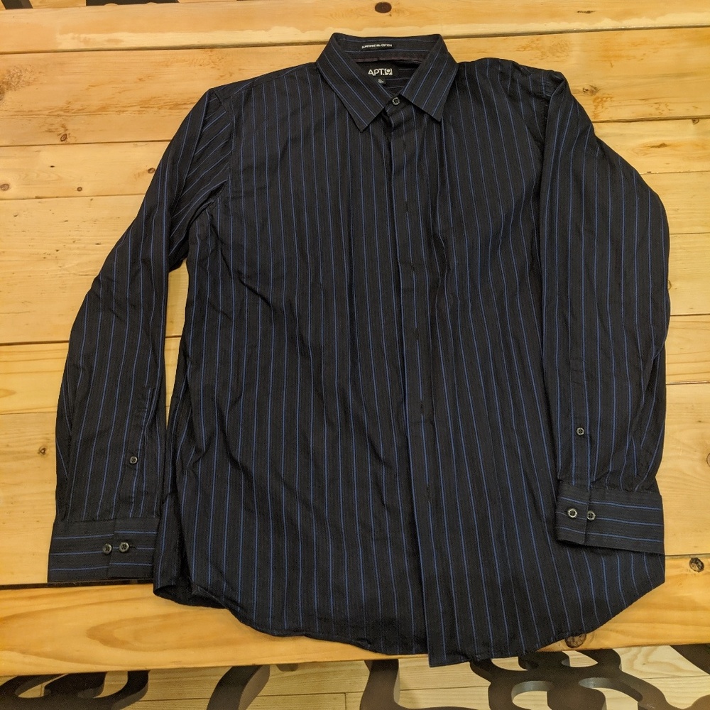 Apt 9 Black with Blue Stripe Dress Shirt